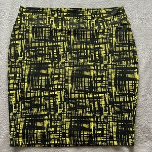 Forever 21 | Womens Yellow Black Abstract Pencil Skirt with Stretch - Size 1X
